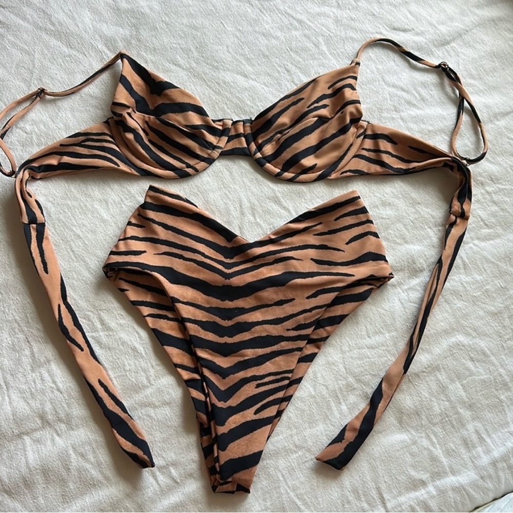 Skatie Tiger Stripe Bikini Set Small